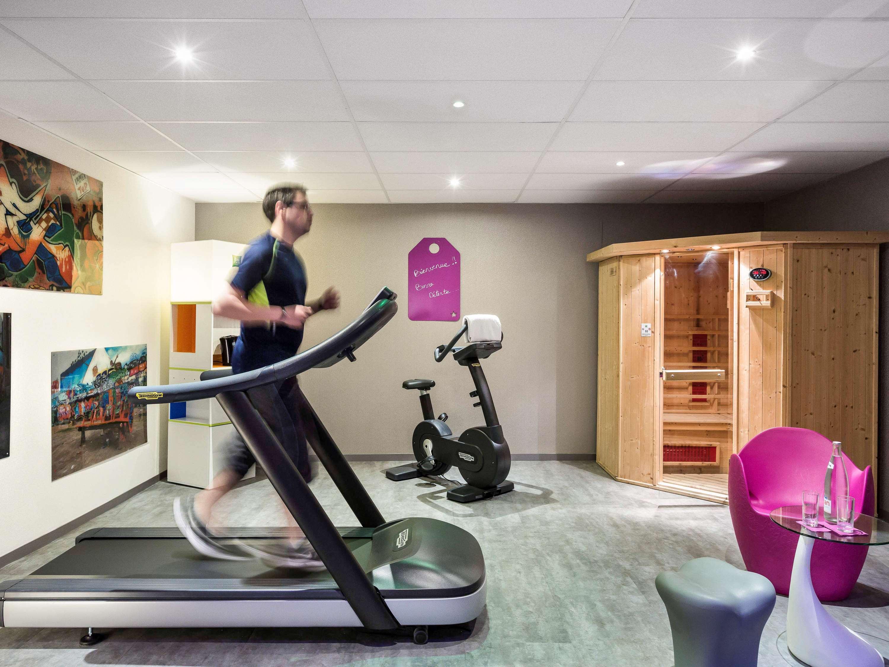 Ibis Styles Blois Centre Gare Hotel Bagian luar foto