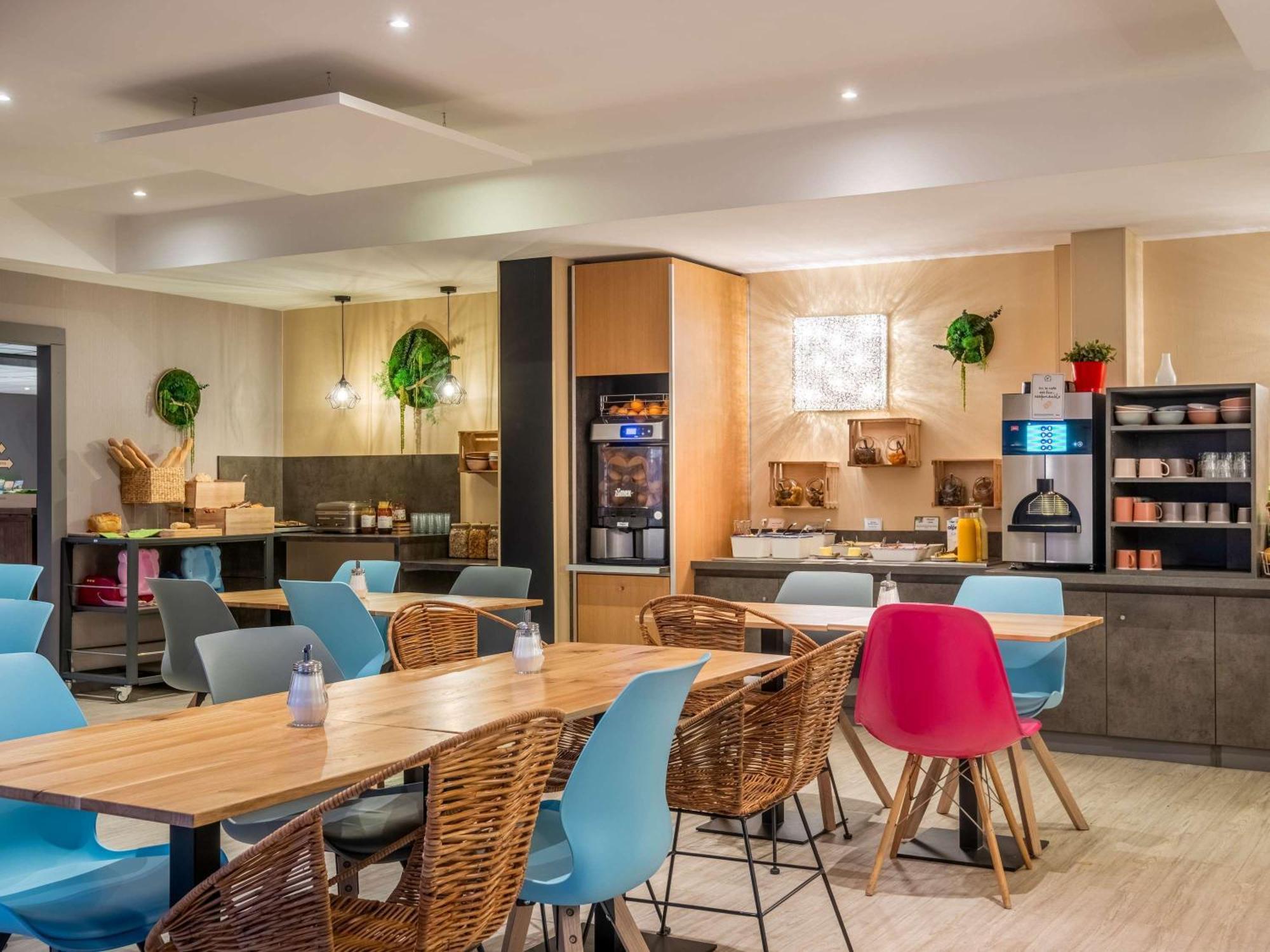 Ibis Styles Blois Centre Gare Hotel Bagian luar foto