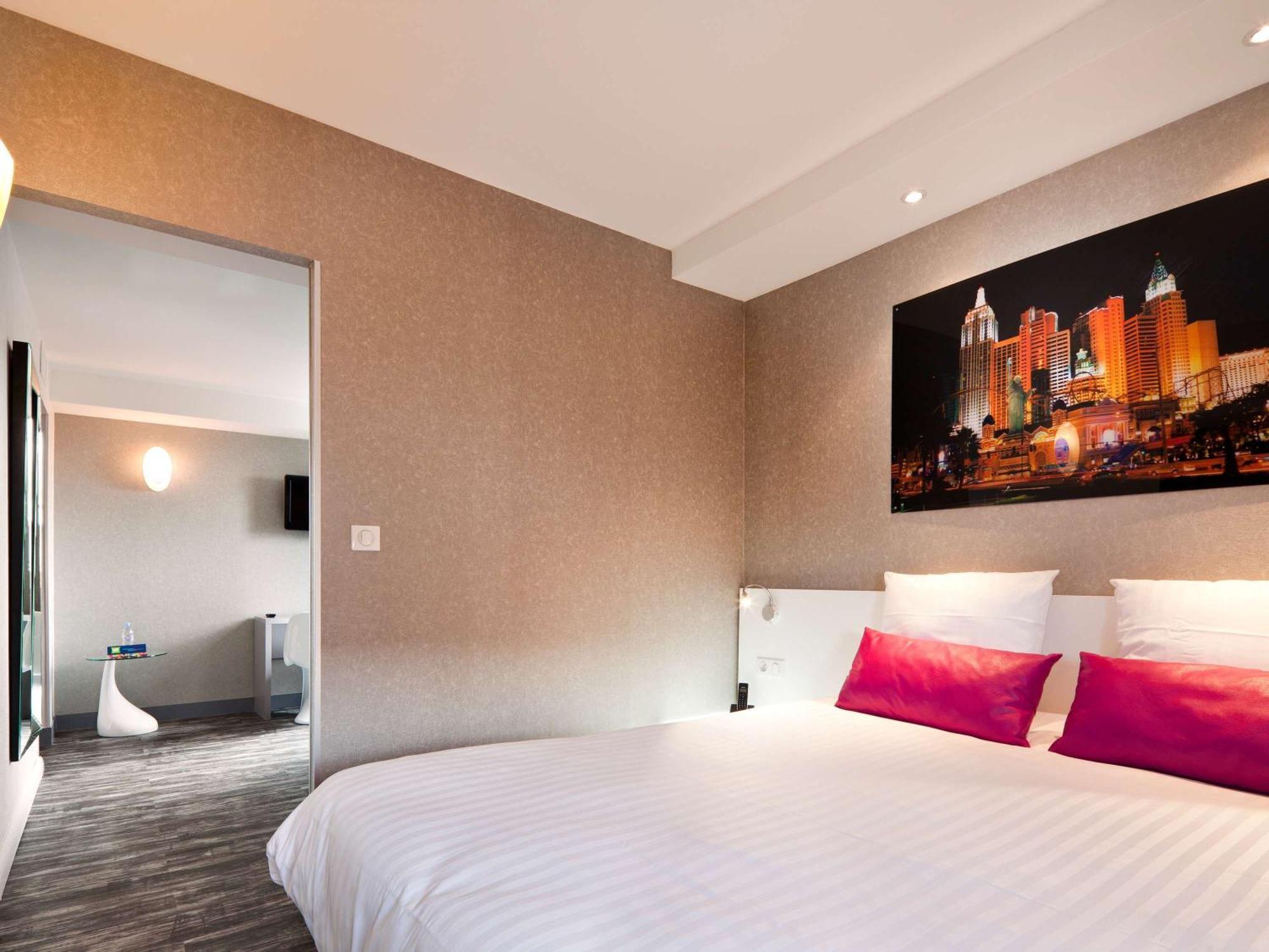 Ibis Styles Blois Centre Gare Hotel Bagian luar foto