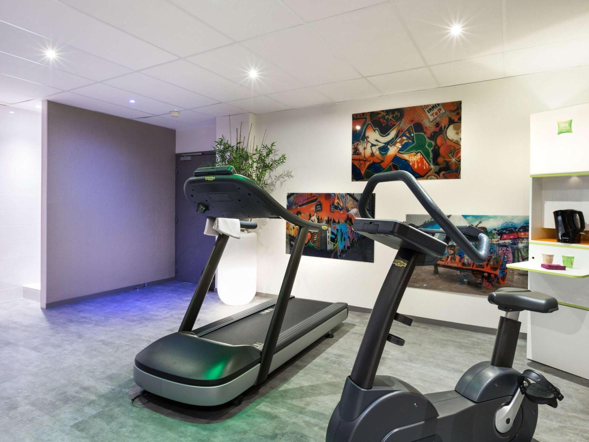Ibis Styles Blois Centre Gare Hotel Bagian luar foto