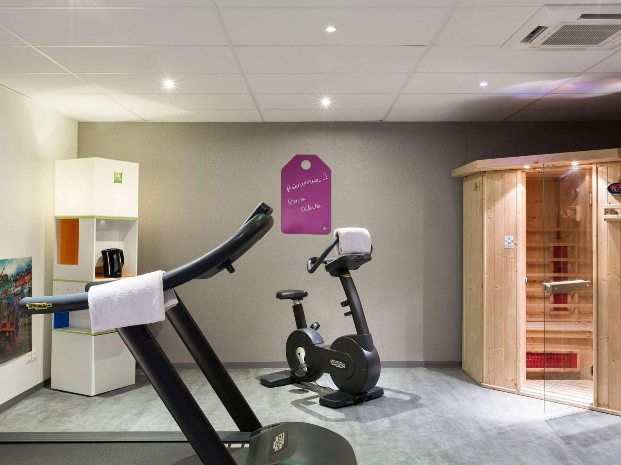 Ibis Styles Blois Centre Gare Hotel Bagian luar foto